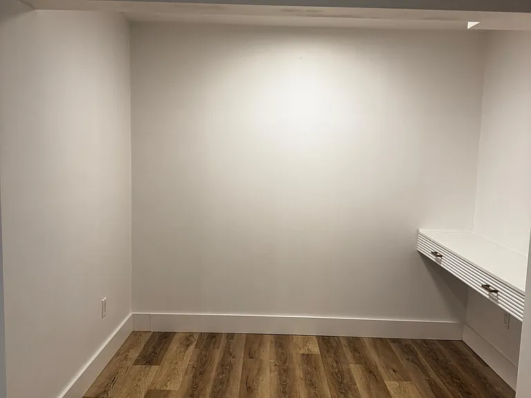 2618 Buroak Dr — Photo 16