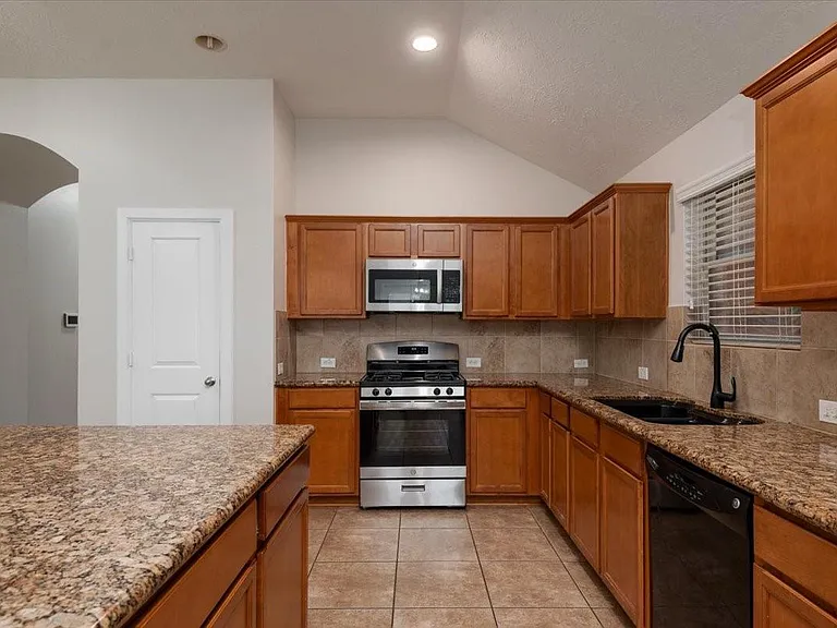 1906 Sonoma Breeze Dr — Photo 14