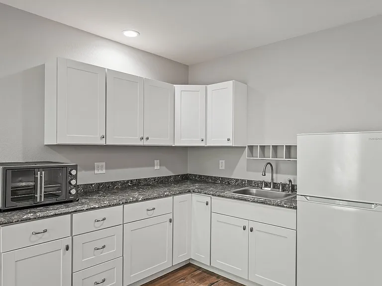 2731 Avalanche Hts — Photo 3