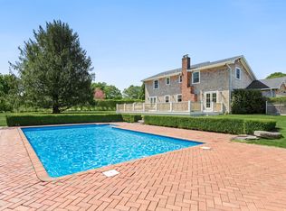 9 Dovas Path, Southampton, NY 11968