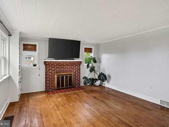 5th image of 3025 Strasburg Rd