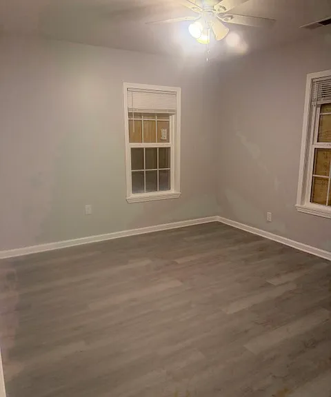 2555 Kimball Ave — Photo 8