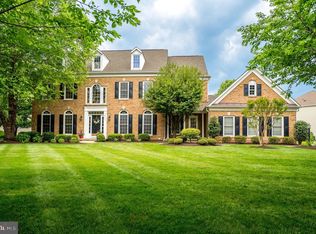 25673 Pleasant Woods Ct, Chantilly, VA 20152