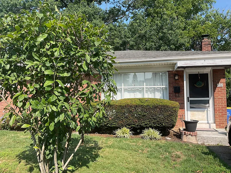 1722 Cornell Rd — Photo 1