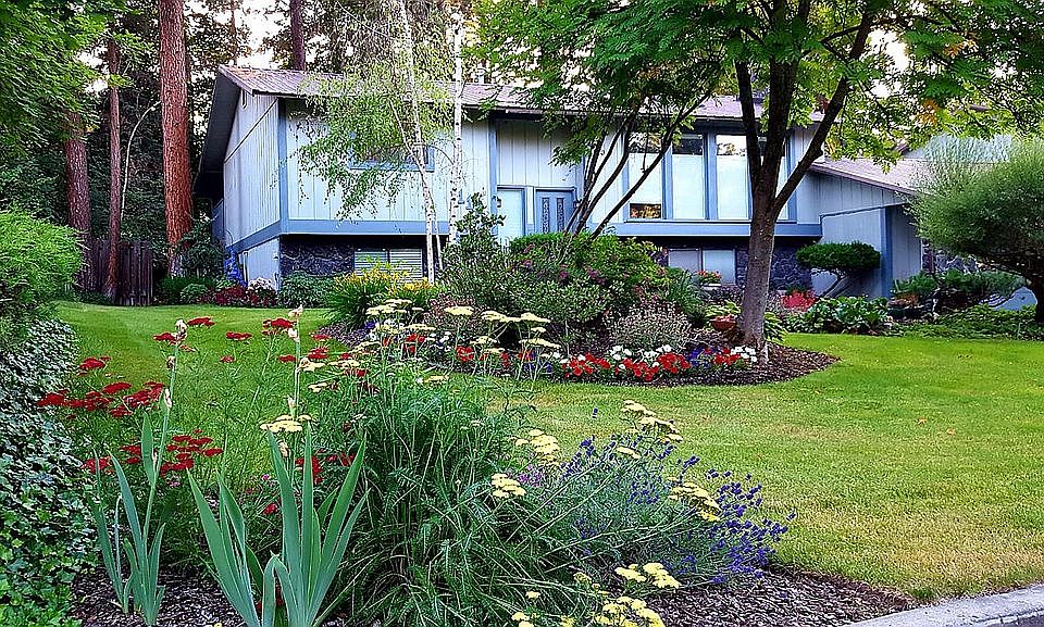 1st image of 116 S Westwood Dr