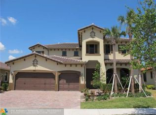 8951 Edgewater Bnd, Parkland, FL 33076