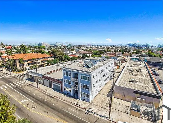 1318 S Pacific Ave — Photo 6
