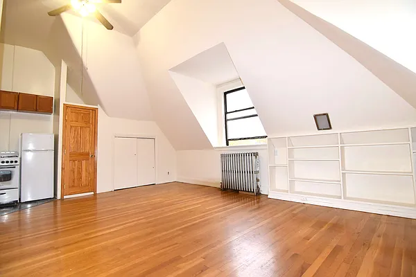 Rented by Manhattan Spaces | media 13