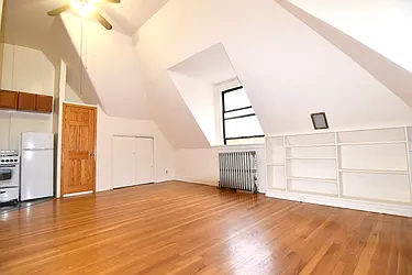 Rented by Manhattan Spaces