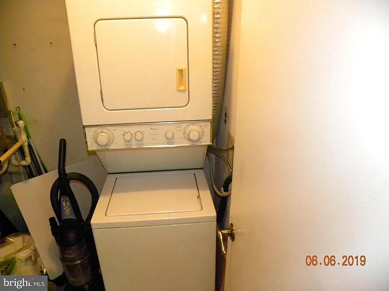 300B Mitten Ln #B — Photo 21
