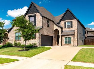 104 Balsam Dr, Red Oak, TX 75154