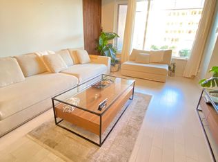 88 Richmond Rd #211, Ottawa, ON K1Z0B1