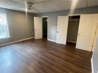 1639 W Broad St #201, Richmond, VA 23220