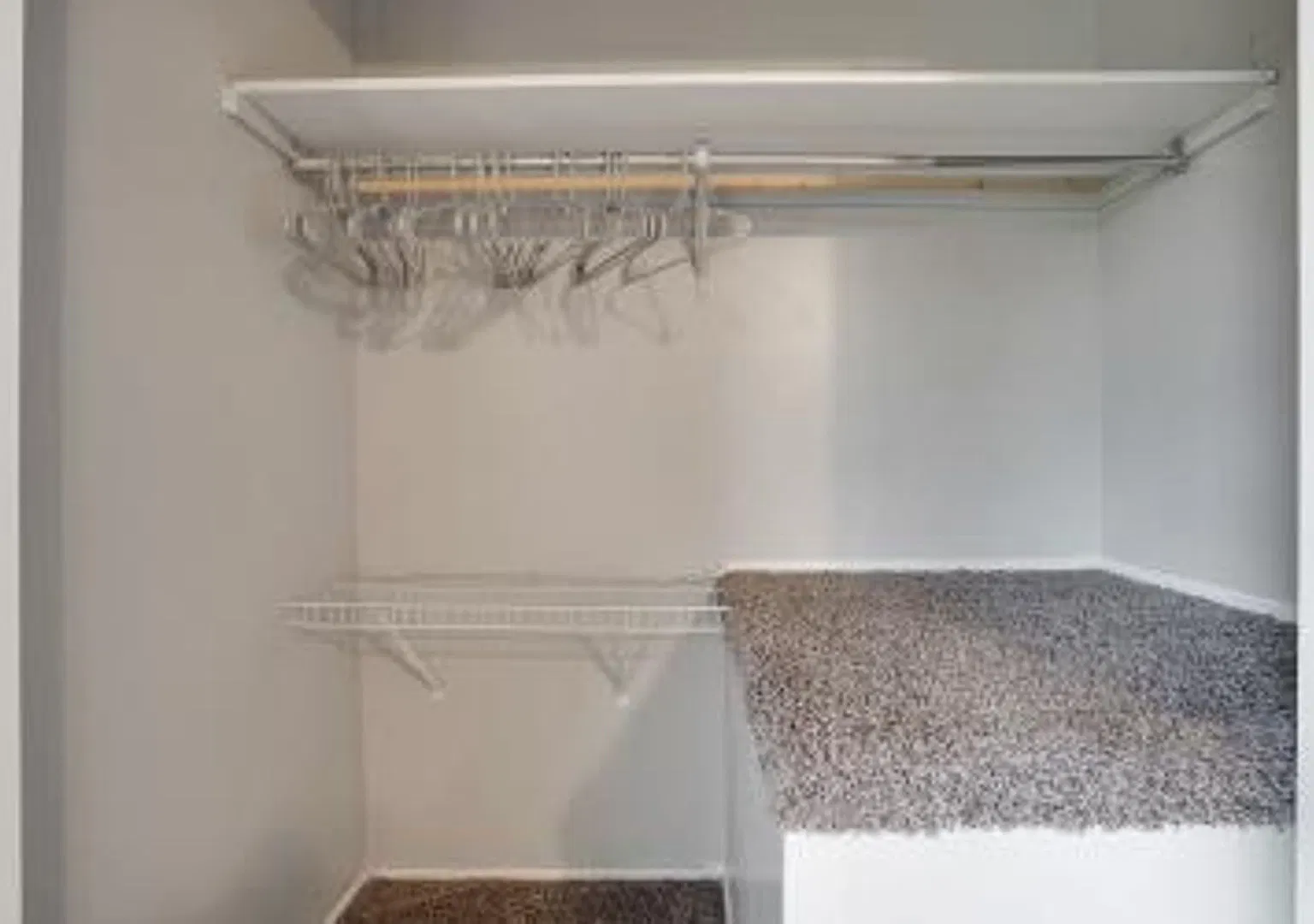 Two bedroom townhome, bath and half washer and dryer — Photo 3