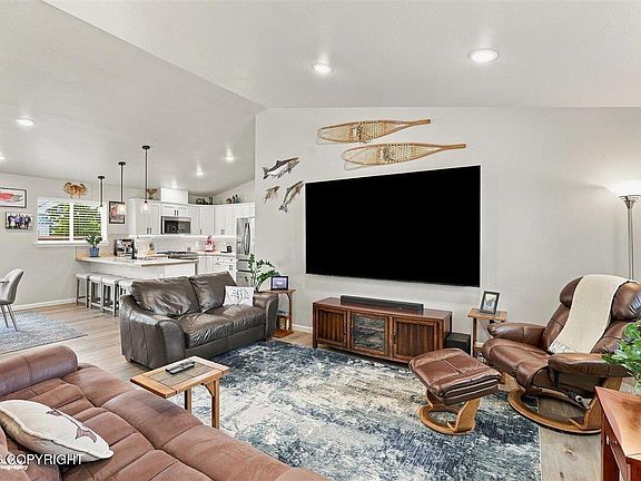 5th image of 1314 Julie Anna Dr