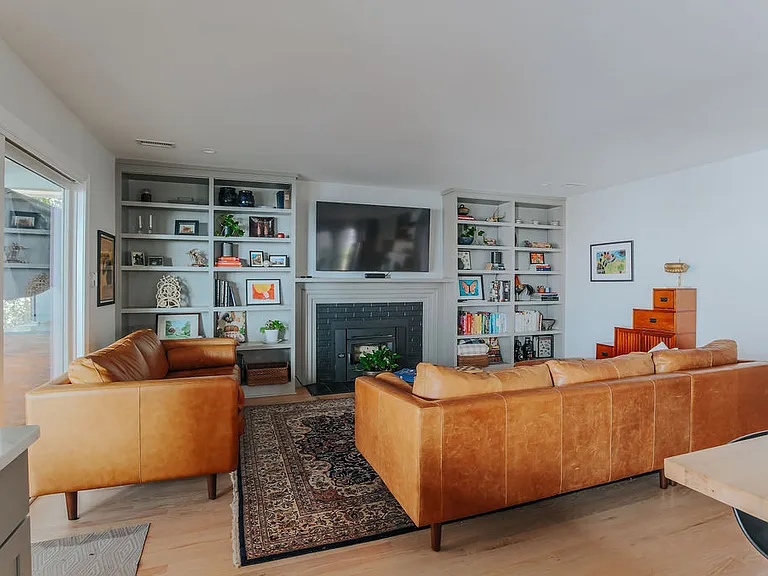 1629 Hardwood Ave — Photo 4