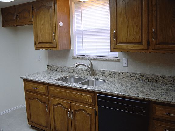 5th image of 510 San Clemente Dr