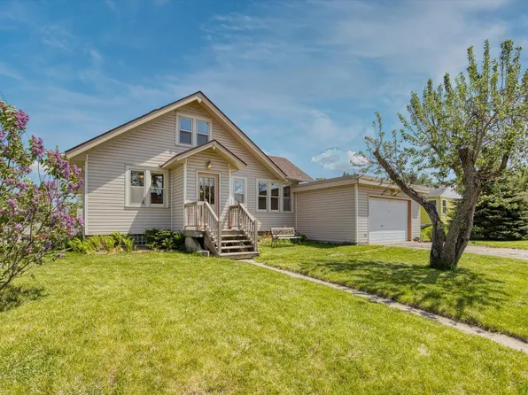 420 Bluejay Ave, Mayer, MN 55360