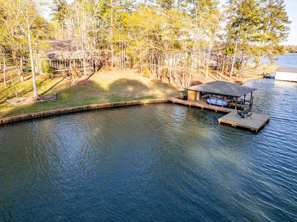 365B Braeburn Ln NE, Milledgeville, GA 31061