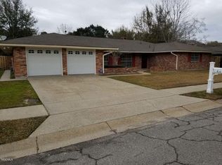 729 Parkwood Dr, Long Beach, MS 39560