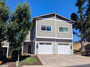 1055/1057 Big Fir Pl S, Salem, OR 97306