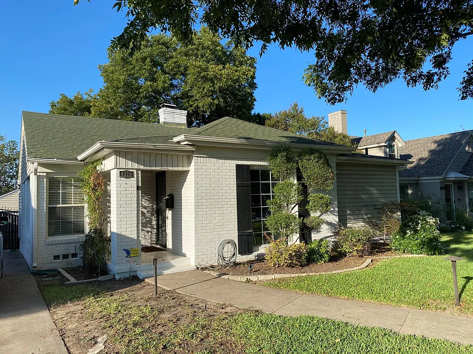 4320 Locke Ave