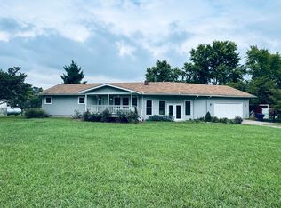 11114 Iris Rd, Neosho, MO 64850