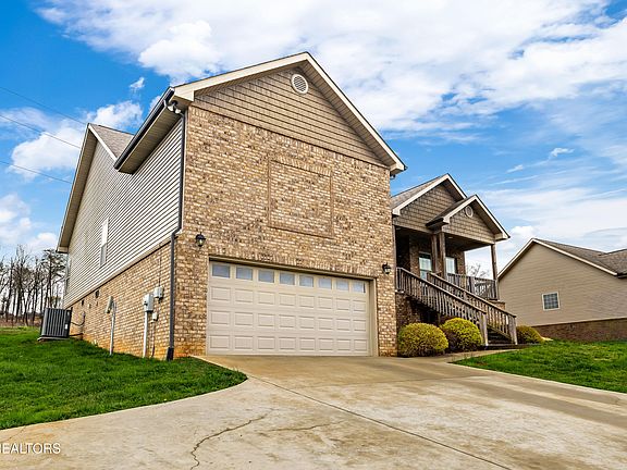 2nd image of 1252 Marble Hill Rd