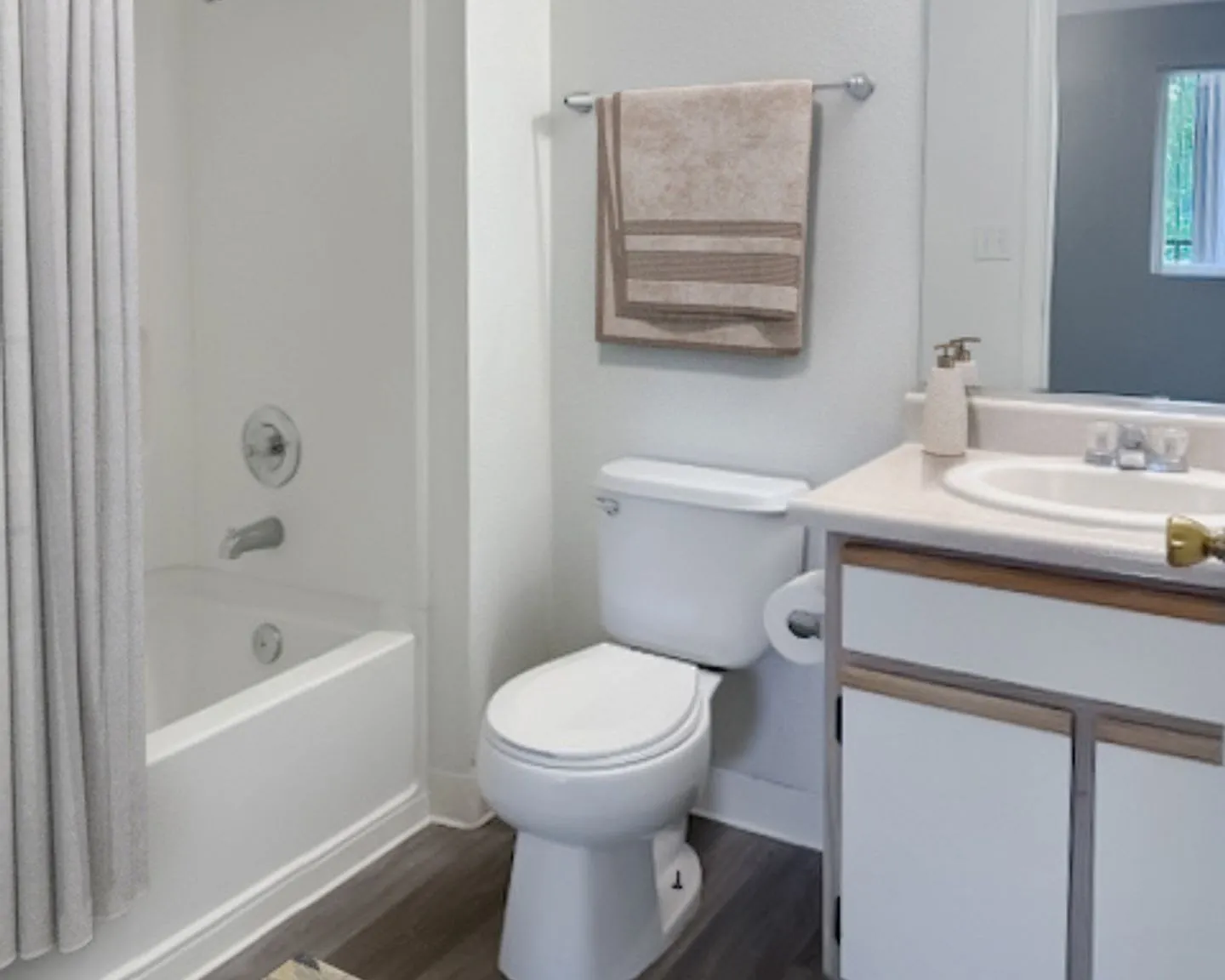 Boulder Creek Apartments — Photo 1