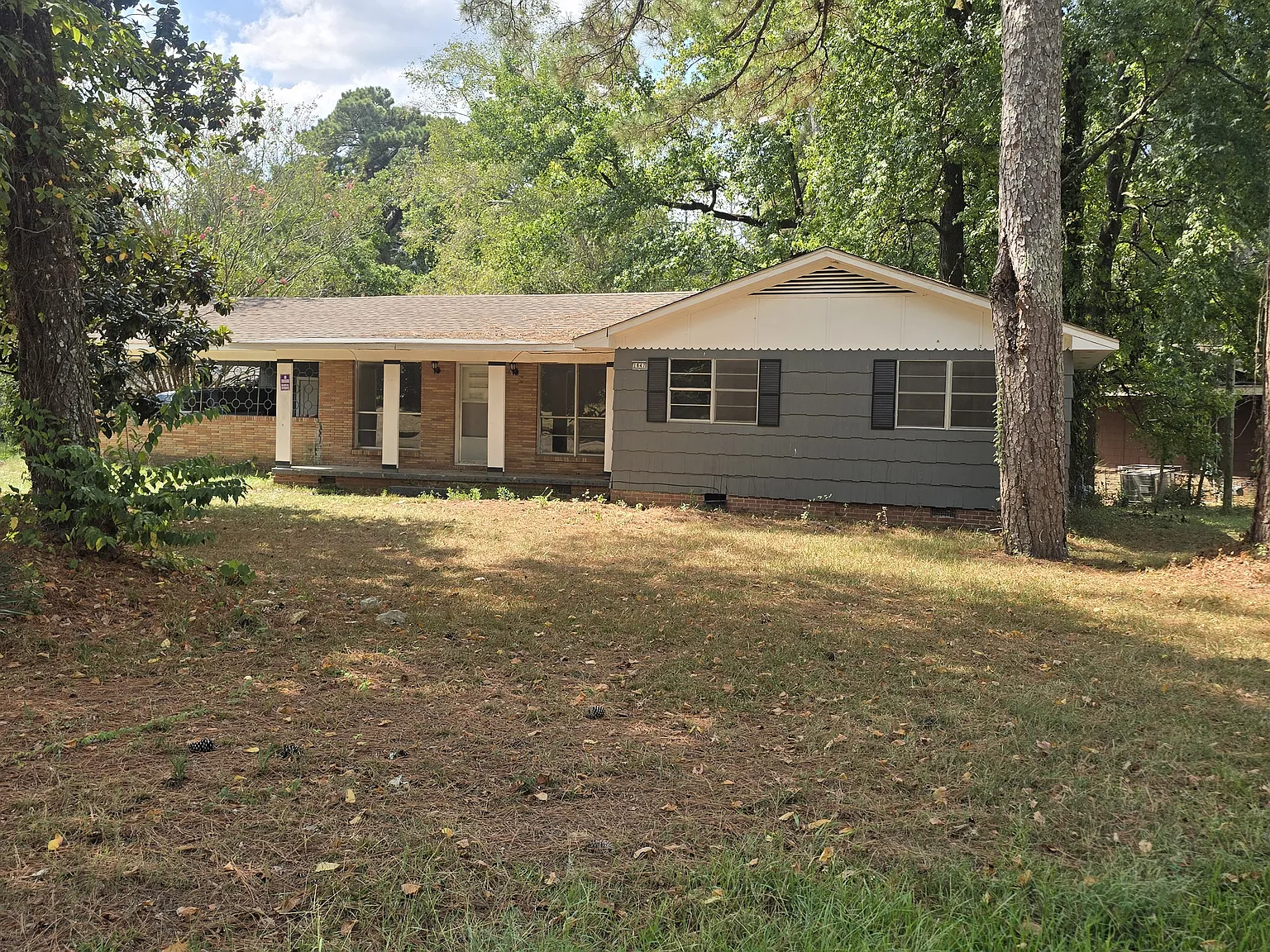 3 bed, 1557 sqft, $1,200 — Photo 1