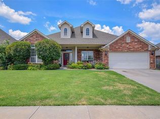 3901 Carrington Ln, Norman, OK 73072