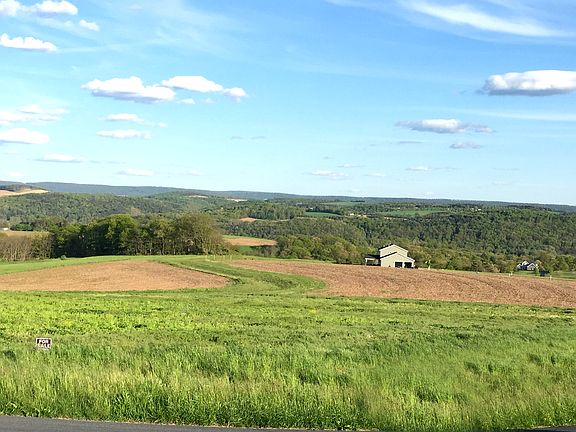 5th image of Scenic Dr