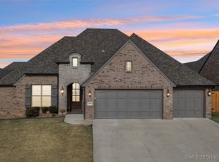 2920 E Portland Pl, Broken Arrow, OK 74014