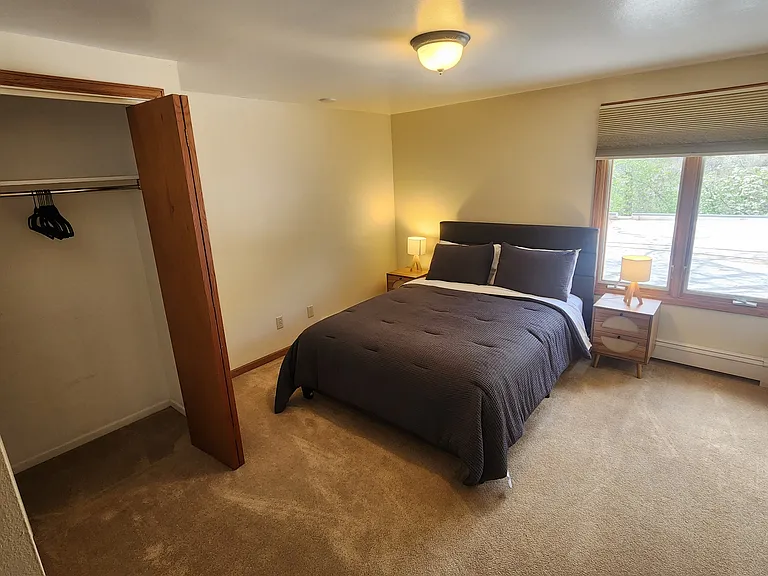 322 Park Dr — Photo 37