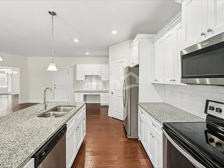 1072 Adams Haven Bnd — Photo 4