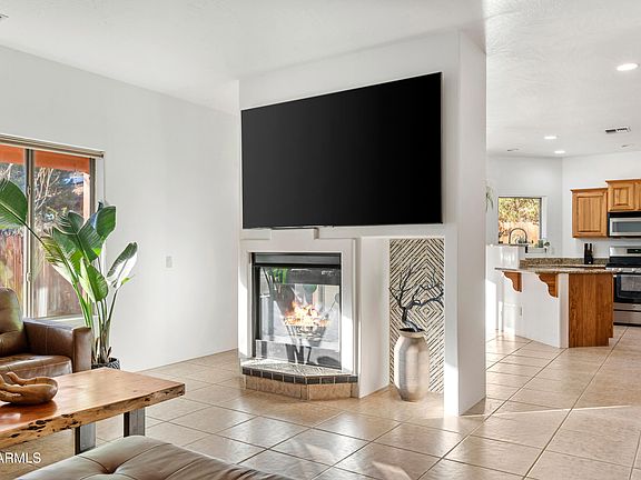4th image of 125 COCHISE Drive