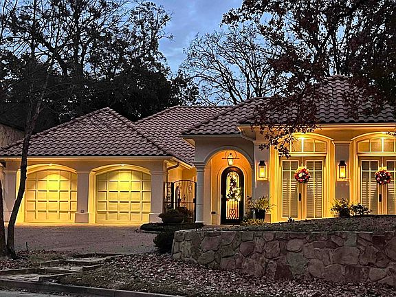 2nd image of 4306 Cascades Blvd