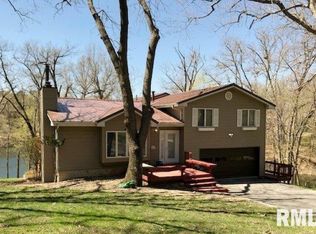 141 Cottonwood Ct, Dahinda, IL 61428