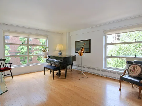 549 W 123rd St APT 4G, Manhattan, NY 10027
