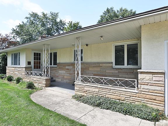 3rd image of 3499 Kirkham Rd