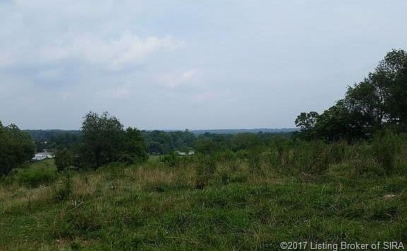 3rd image of 1109 N Shawn Dr