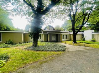 1 Pegan Ln, Natick, MA 01760