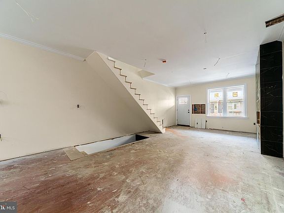 5th image of 1127 S Paxon St