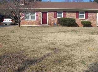 215 Idlewood Cir, Spartanburg, SC 29307