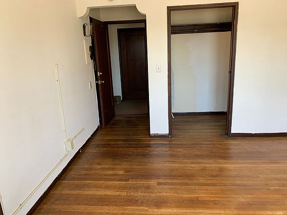 3rd image of 2511 Hearst Ave #306