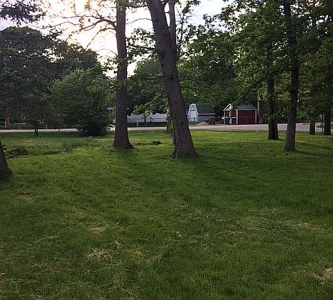 3rd image of 40932 N Park Ave