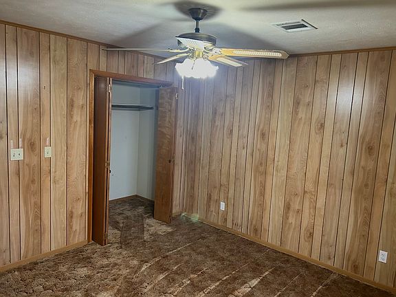 4th image of 3091 Chipmunk Rd