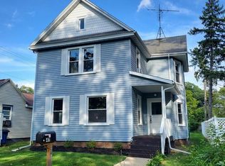 411 E St, La Porte, IN 46350