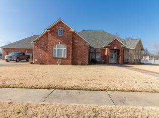 2808 Summerfield Pl, Pryor, OK 74361