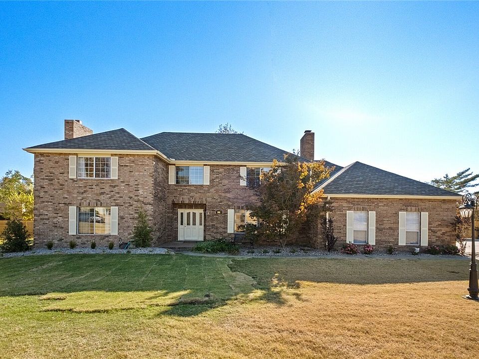 1st image of 1305 S Countrywood Pl